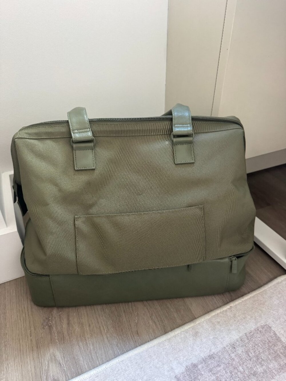 BÉIS The Weekender in Olive Green